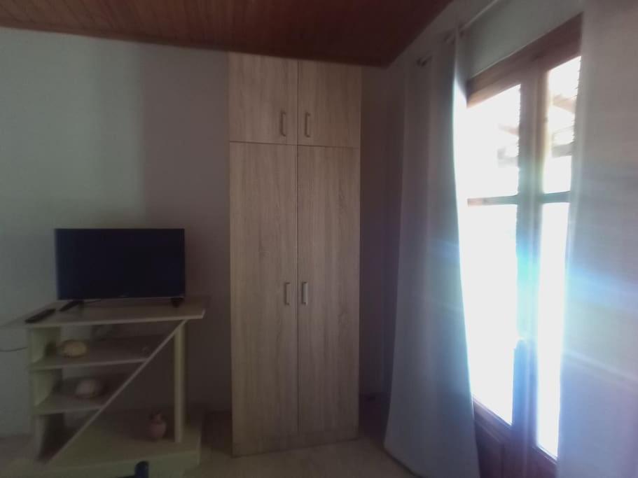 Dionysias House Astrakeri